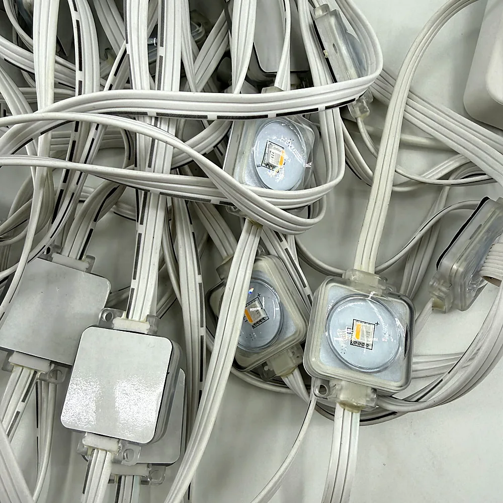 Eaves RGBW LED Point Light thumbnail 3