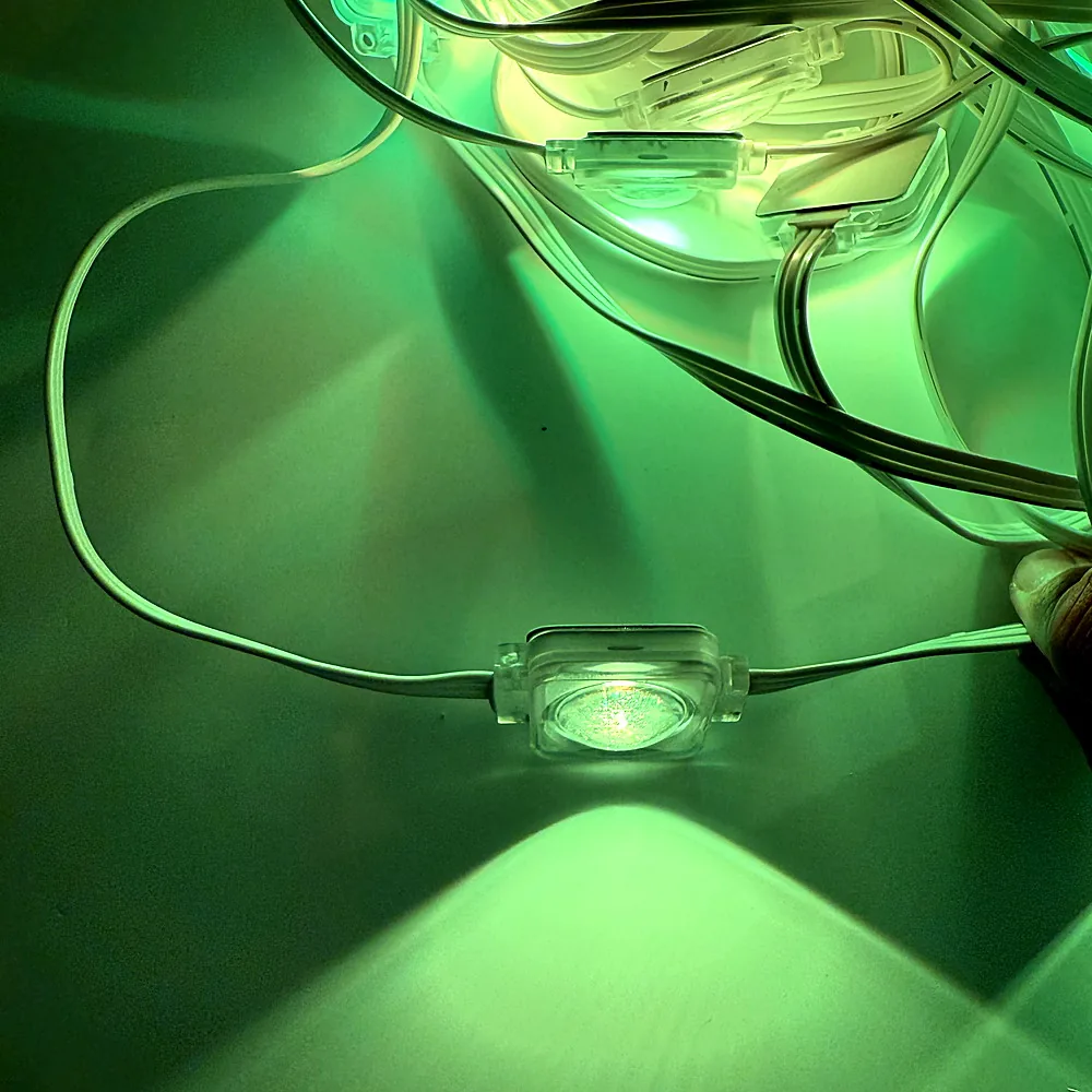 Eaves RGBW LED Point Light thumbnail 4